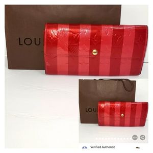 💚Louis Vuitton Portefuille Sarah Vernis
